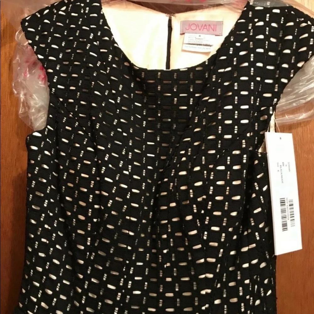 π Jovani Fit and Flare Black Cocktail Dress size 6 - Picture 6 of 9